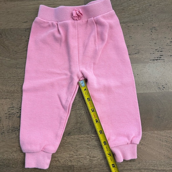 Disney Infant Matching Set NWOT Size 9M - Picture 3 of 8